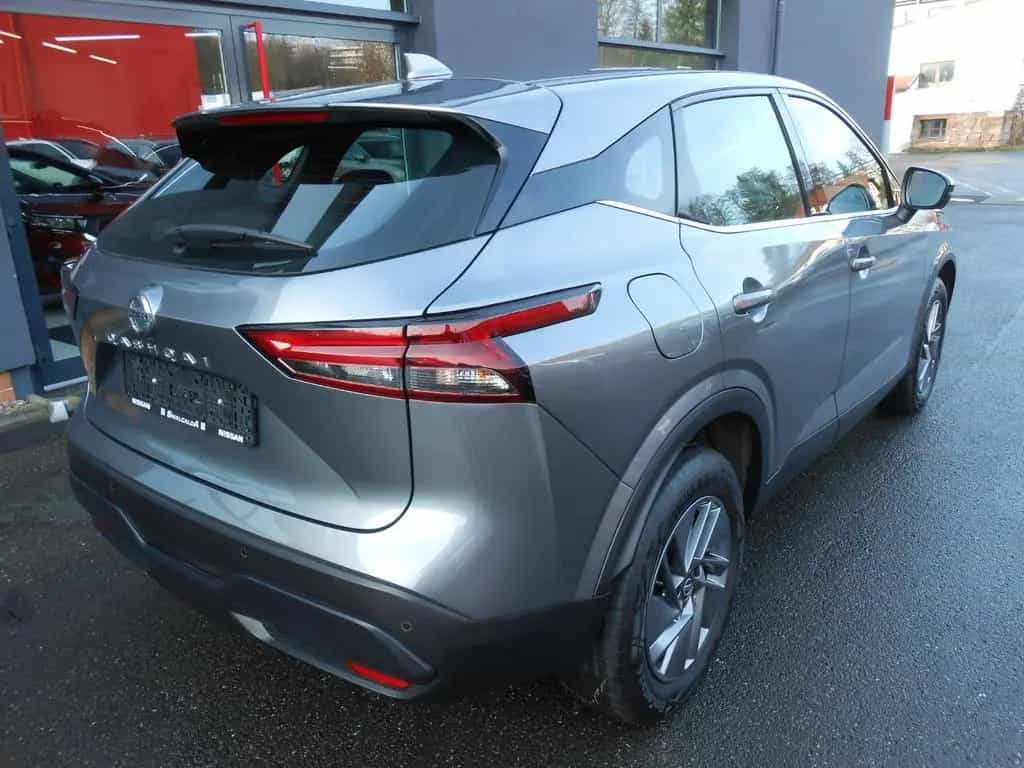Nissan Qashqai Acenta*WINTERPAKET*NAVI*WINTERRÄDER 11/2021-photo-29