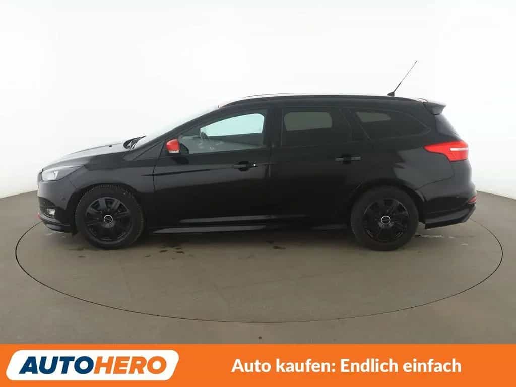 Ford Focus 1.0 EcoBoost ST-Line*PDC*SHZ*AHK*KLIMA* 11/2016-photo-2