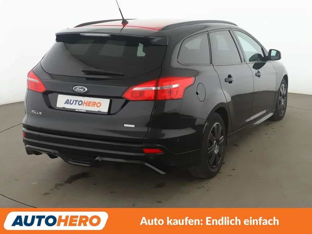 Ford Focus 1.0 EcoBoost ST-Line*PDC*SHZ*AHK*KLIMA* 11/2016-photo-5