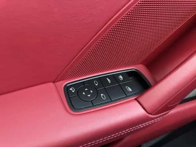 Porsche 911 Carrera 4 GTS Cabriolet 3.0l APROVED+BURMEST 01/2022-photo-23