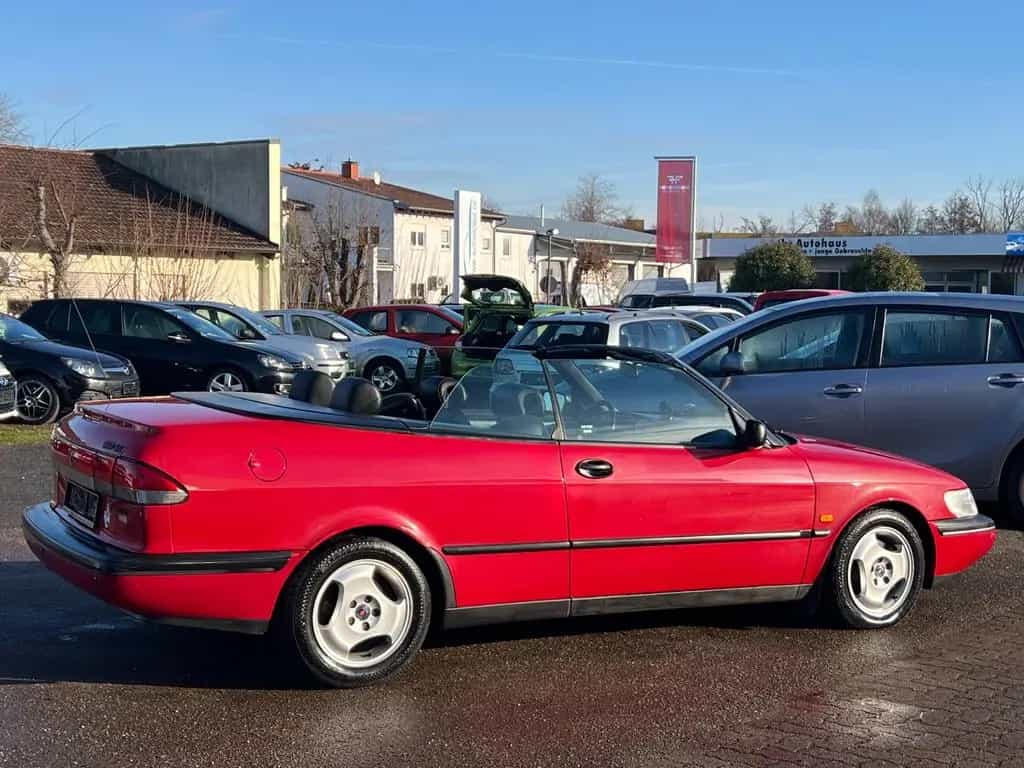 Saab 900 2.5 V6 SE Cabrio*LEDER*AUTOMATIK*SHZ* 06/1997-photo-2