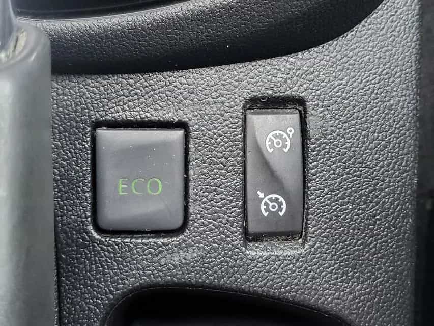 Renault Captur ENERGY TCe 120 EDC Intens+DACHKONTRAST+ 05/2017-photo-24