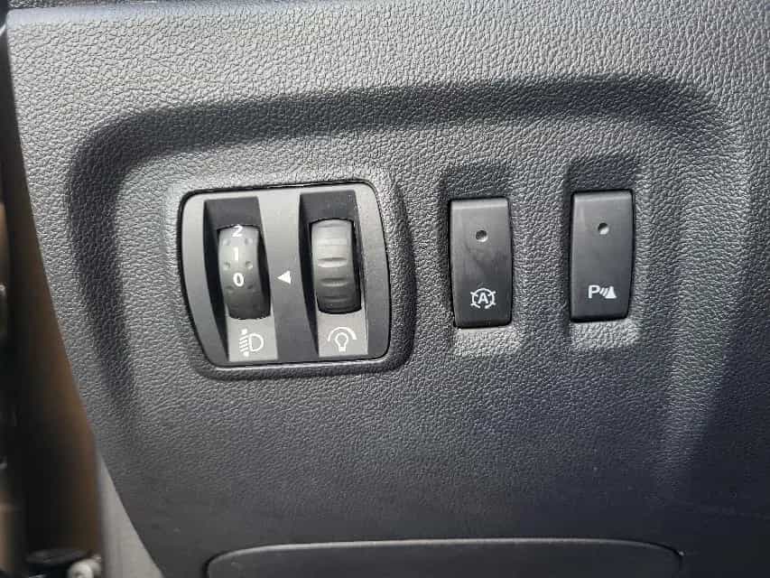 Renault Captur ENERGY TCe 120 EDC Intens+DACHKONTRAST+ 05/2017-photo-26