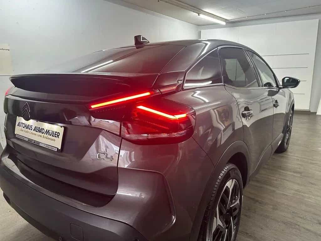 Citroën C4 Max 1.2 PT 130 Autom.+Navi+360CAM+PanoDach+AC 06/2024-photo-1
