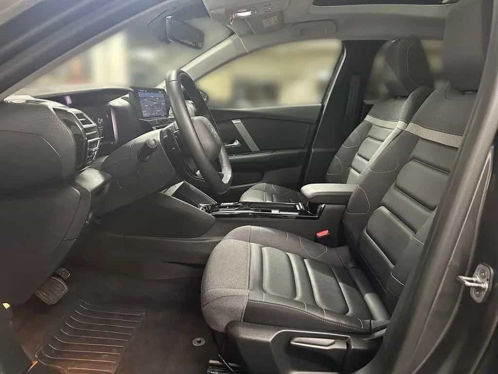 Citroën C4 Max 1.2 PT 130 Autom.+Navi+360CAM+PanoDach+AC 06/2024-photo-2