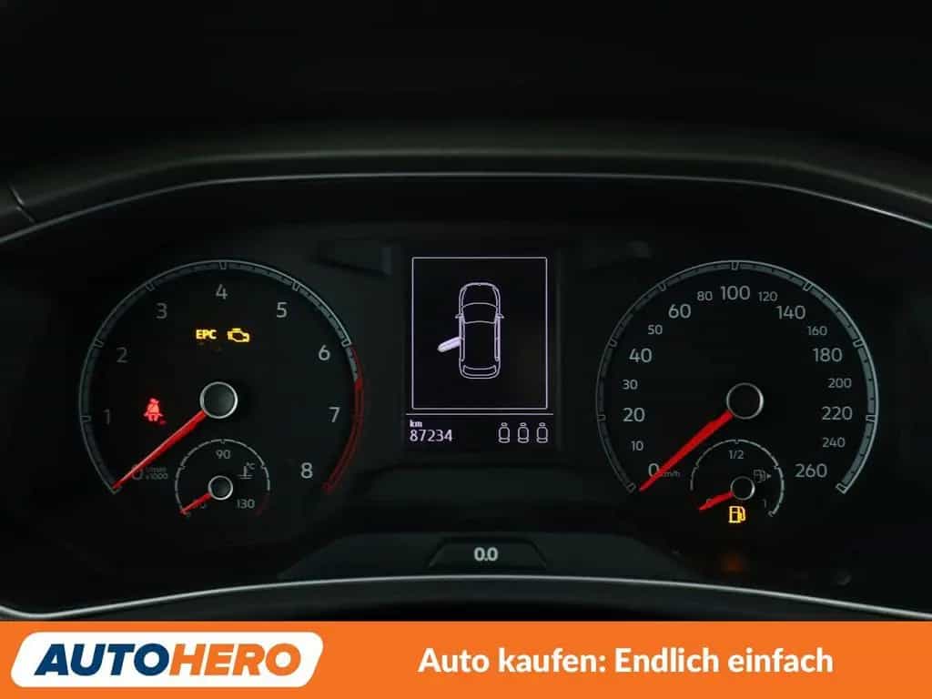 Volkswagen T-Roc 1.5 TSI ACT Style*LED*TEMPO*CAM*PDC*SHZ* 01/2022-photo-18