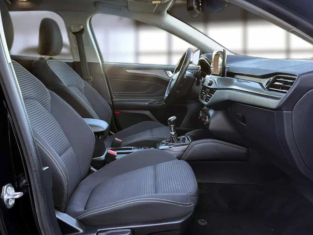 Ford Focus Turnier Titanium+LED+NAVI+PANO+B&O+KAMERA 03/2019-photo-16