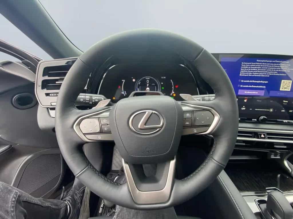 Lexus RX 450 h + 2,5 l E-CVT, 4x4 Plug-in 5-Türer F SPO null-photo-9