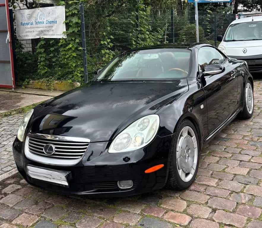 Lexus SC 430 10/2004-photo-1