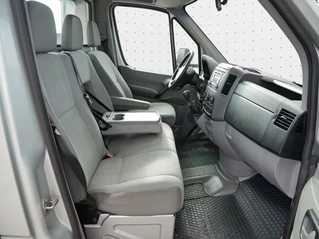 Volkswagen Crafter 2.5 TDI  Einzelkabine*LR*GRA*Klima* 10/2008-photo-3