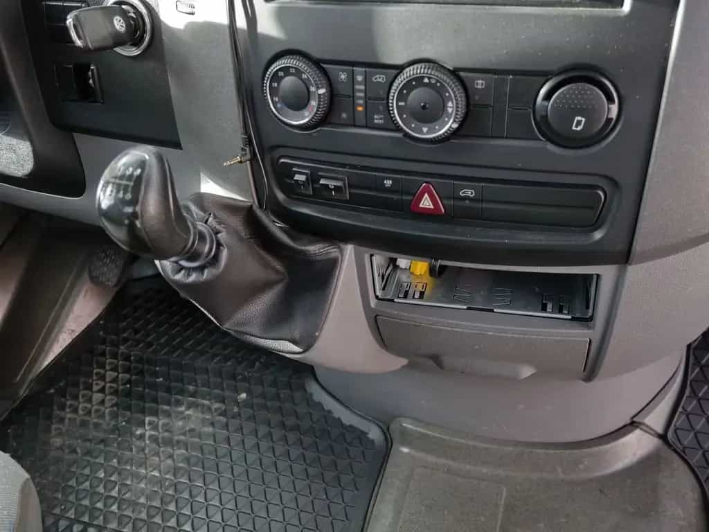 Volkswagen Crafter 2.5 TDI  Einzelkabine*LR*GRA*Klima* 10/2008-photo-6