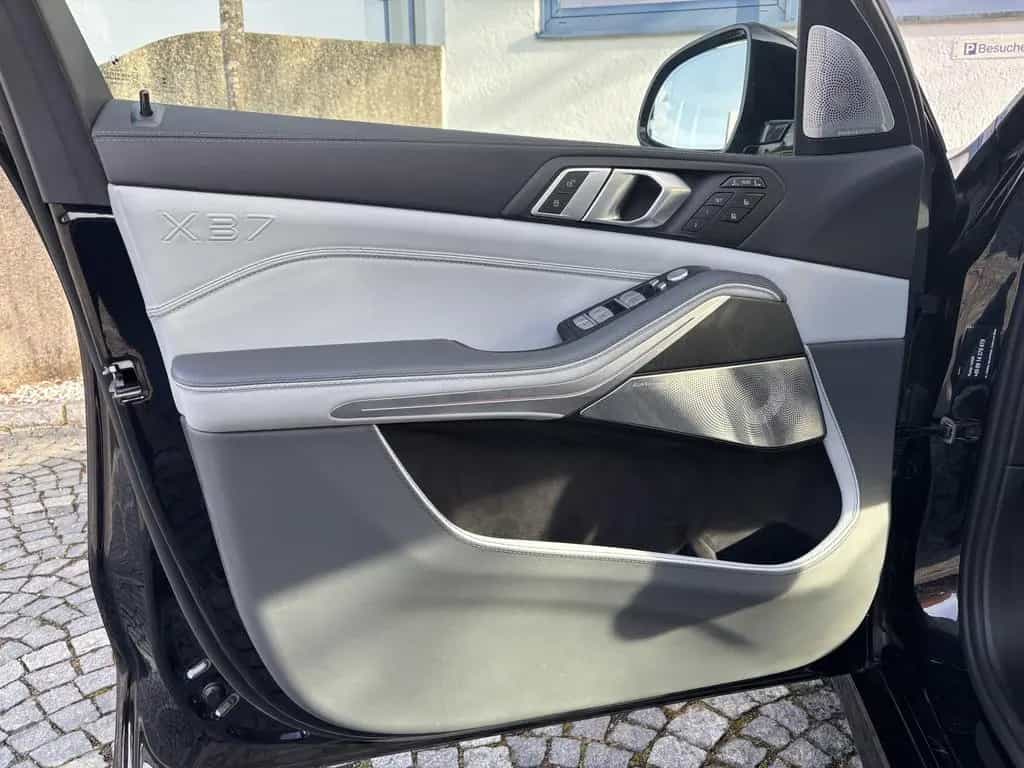 ALPINA XB7 SWITCH-TRONIC Allrad LAVALINA 11/2024-photo-7