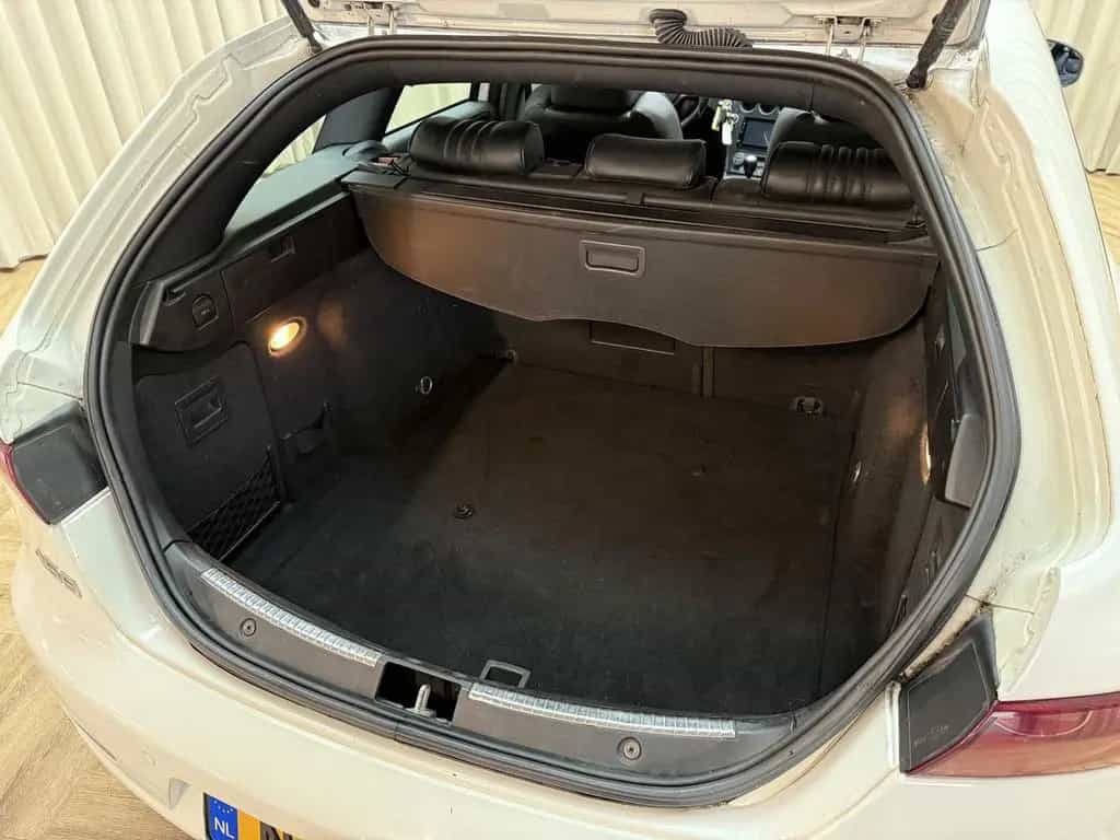 Alfa Romeo 159 159 Sportwagon 1.7 T TI / Nw. APK *Schuifda 09/2009-photo-13