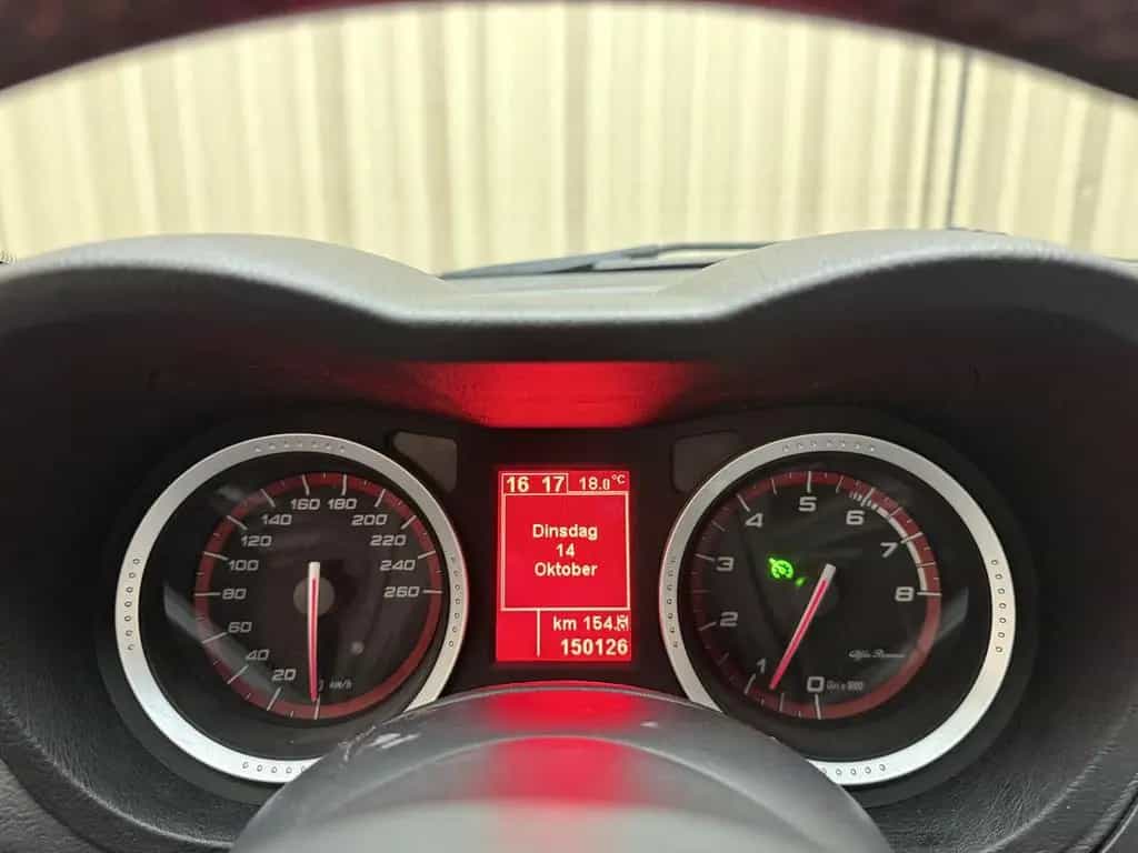 Alfa Romeo 159 159 Sportwagon 1.7 T TI / Nw. APK *Schuifda 09/2009-photo-8