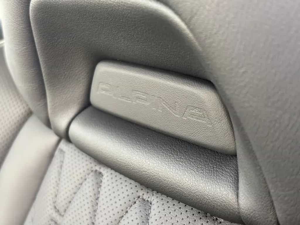 ALPINA XB7 MANUFAKTUR SWITCH-TRONIC Allrad 09/2025-photo-12