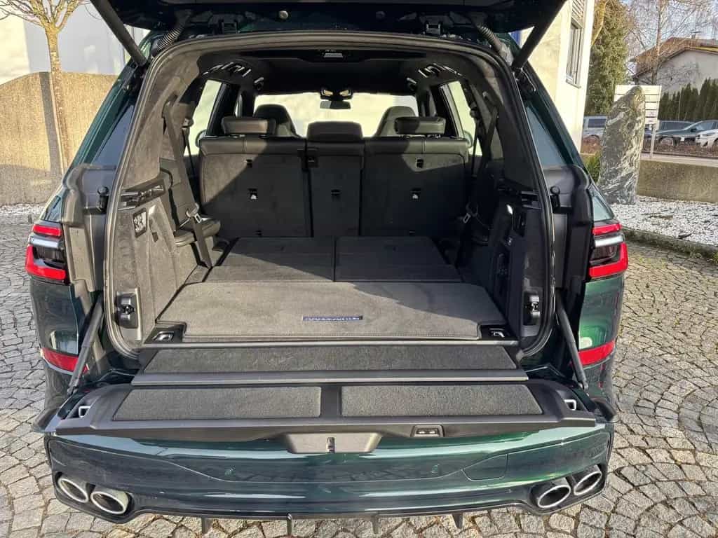 ALPINA XB7 MANUFAKTUR SWITCH-TRONIC Allrad 09/2025-photo-18