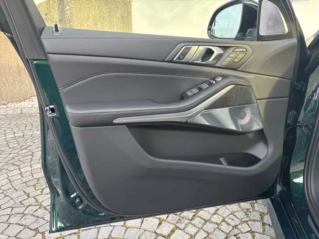ALPINA XB7 MANUFAKTUR SWITCH-TRONIC Allrad 09/2025-photo-7