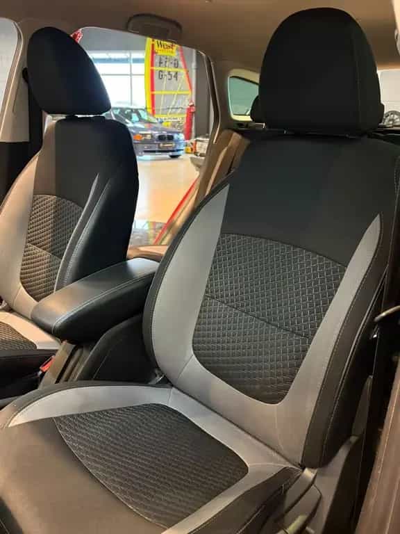 Lada Vesta Luxus 4x Sihzg Kamera Tempomat BT-Audio 04/2018-photo-11