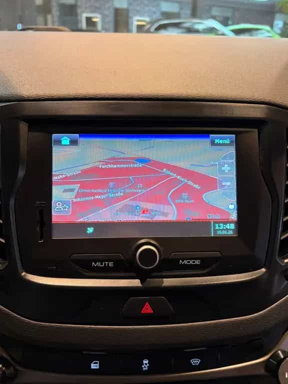Lada Vesta Luxus 4x Sihzg Kamera Tempomat BT-Audio 04/2018-photo-24