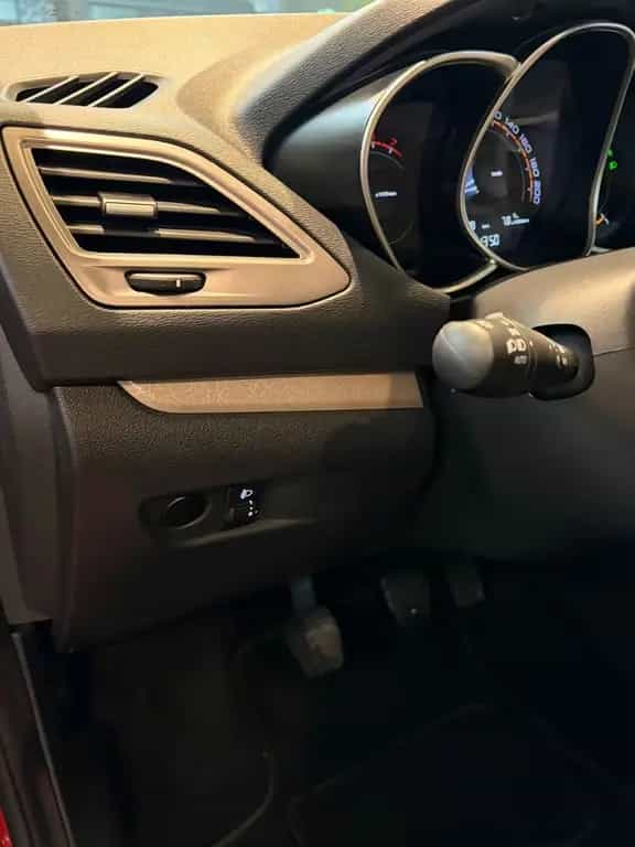Lada Vesta Luxus 4x Sihzg Kamera Tempomat BT-Audio 04/2018-photo-9