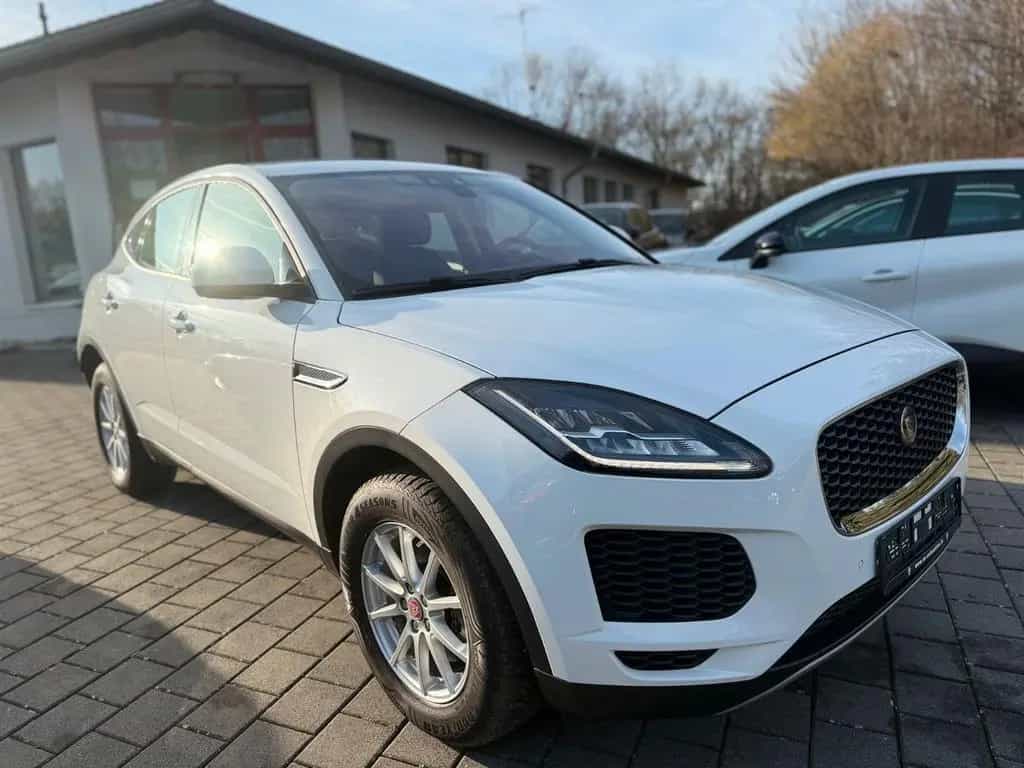 Jaguar E-Pace P200 AWD NAVI SHZ DIGTACHO AMBIENT LED EH 11/2018-photo-7