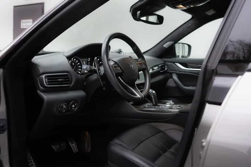 Maserati Levante Modena S MY 22 Sportsitze B&W Carbon Alc 12/2021-photo-13
