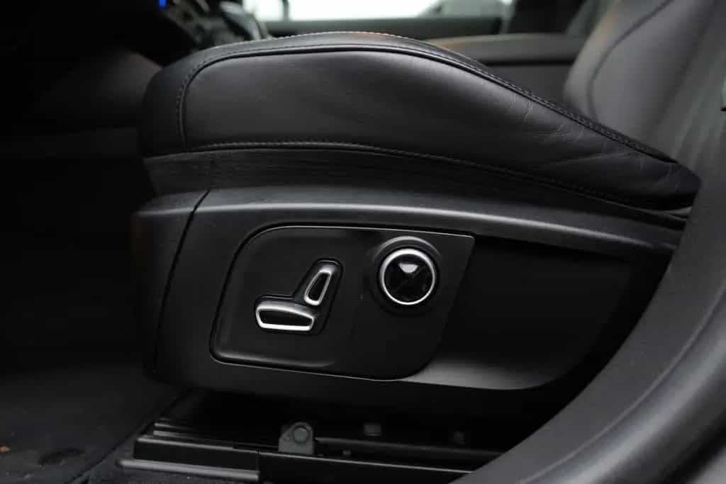 Maserati Levante Modena S MY 22 Sportsitze B&W Carbon Alc 12/2021-photo-21