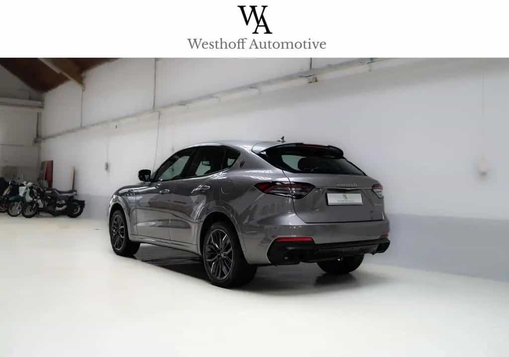 Maserati Levante Modena S MY 22 Sportsitze B&W Carbon Alc 12/2021-photo-8
