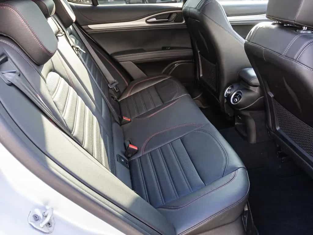 Alfa Romeo Stelvio COMPETIZIONE 2.0 Turbo 16V AT8-Q4 06/2023-photo-17