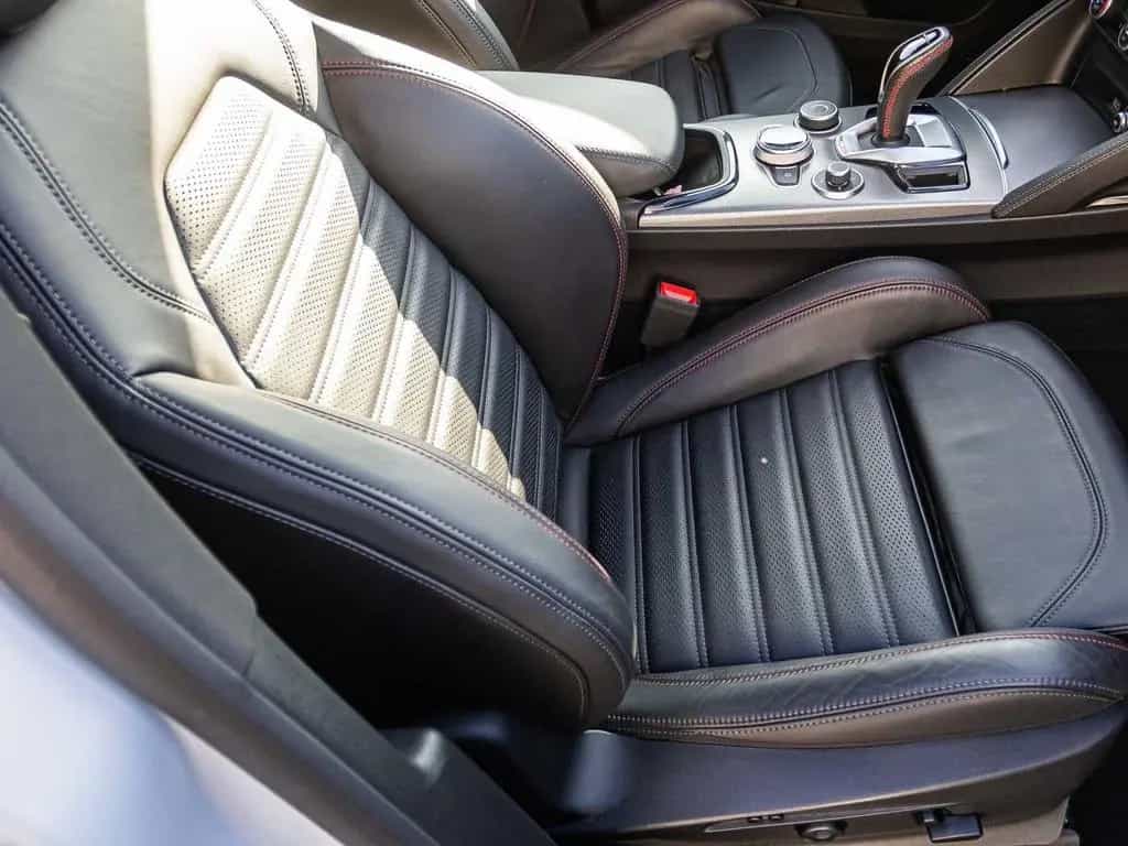 Alfa Romeo Stelvio COMPETIZIONE 2.0 Turbo 16V AT8-Q4 06/2023-photo-18