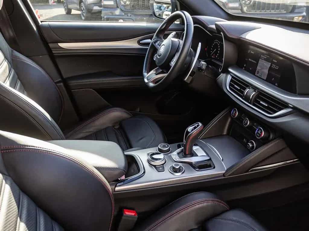 Alfa Romeo Stelvio COMPETIZIONE 2.0 Turbo 16V AT8-Q4 06/2023-photo-19
