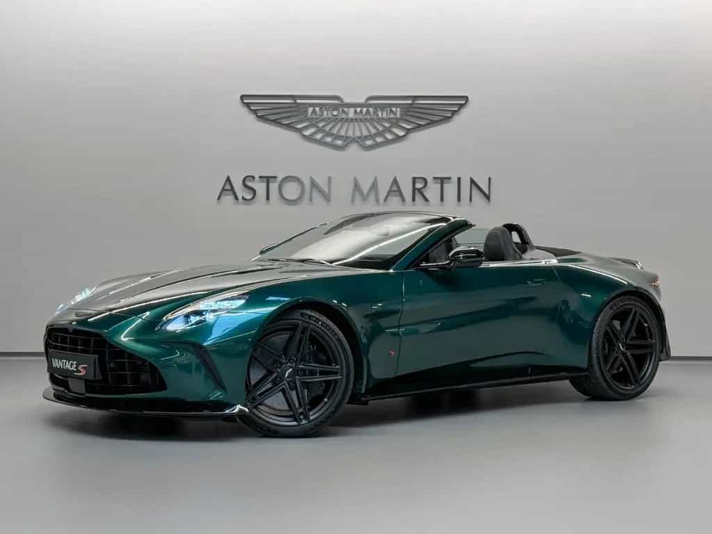 Aston Martin NEW Vantage S Roadster | MODELYEAR 2026 null-photo-1