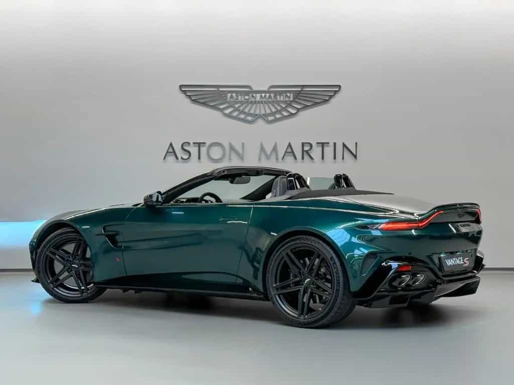 Aston Martin NEW Vantage S Roadster | MODELYEAR 2026 null-photo-4