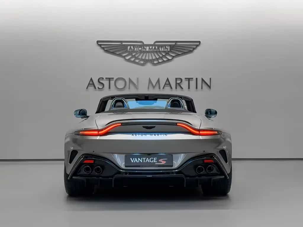 Aston Martin V8 Vantage NEW Vantage S Roadster | MODELYEAR 2026 null-photo-4