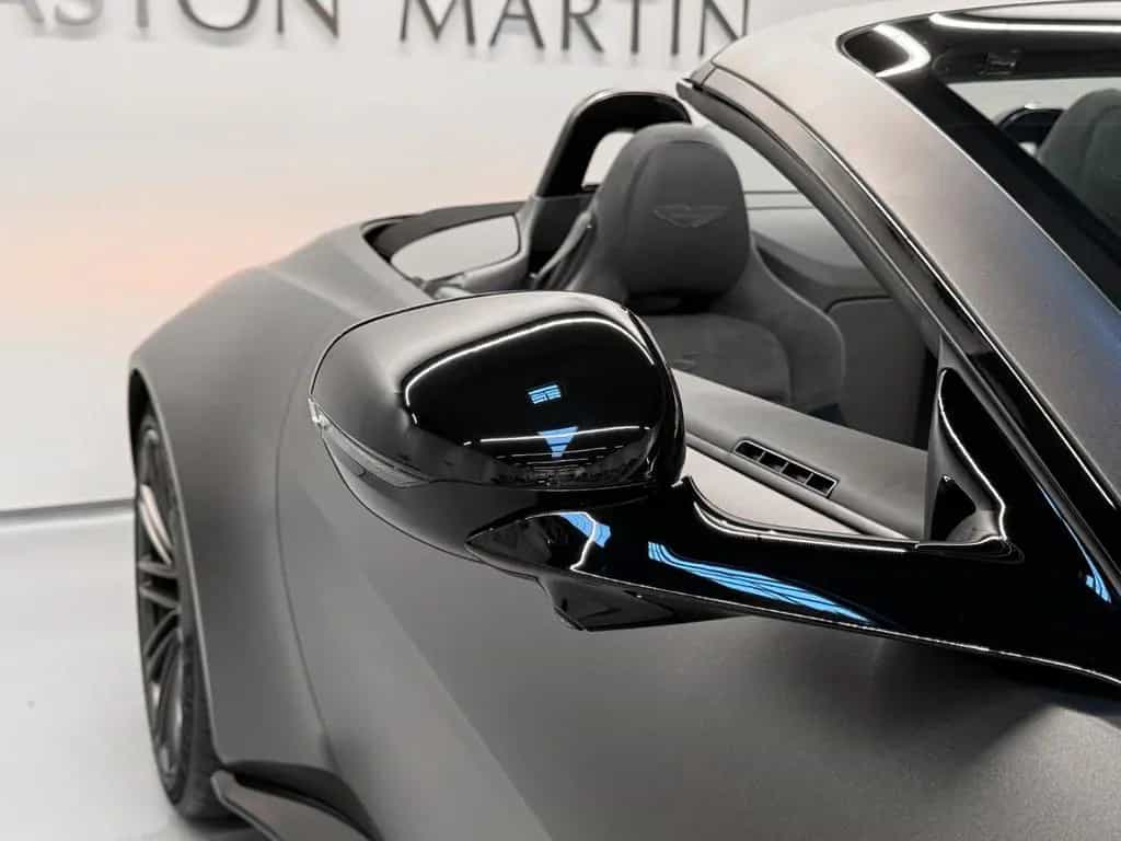 Aston Martin V8 Vantage NEW Vantage S Roadster | MODELYEAR 2026 null-photo-11