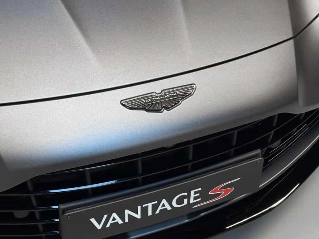 Aston Martin V8 Vantage NEW Vantage S Roadster | MODELYEAR 2026 null-photo-8