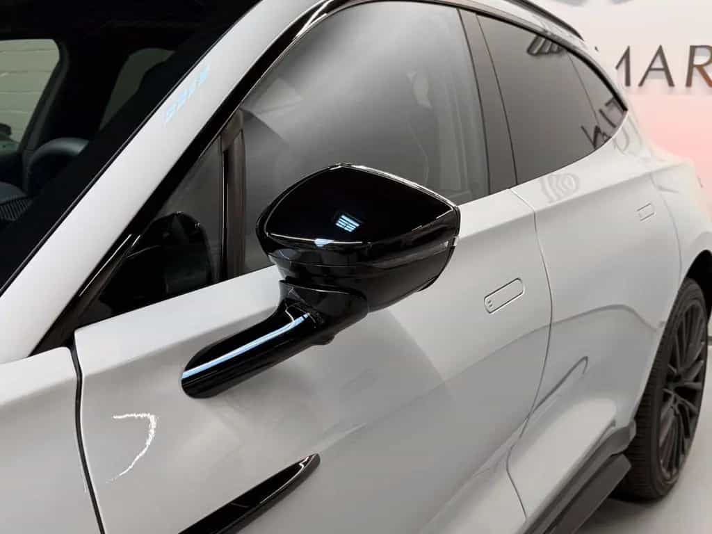 Aston Martin DBX S || NEW MODELYEAR 2026 null-photo-10