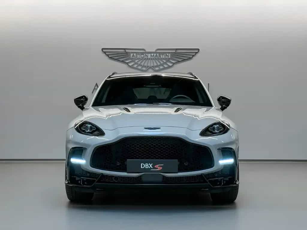 Aston Martin DBX S || NEW MODELYEAR 2026 null-photo-2