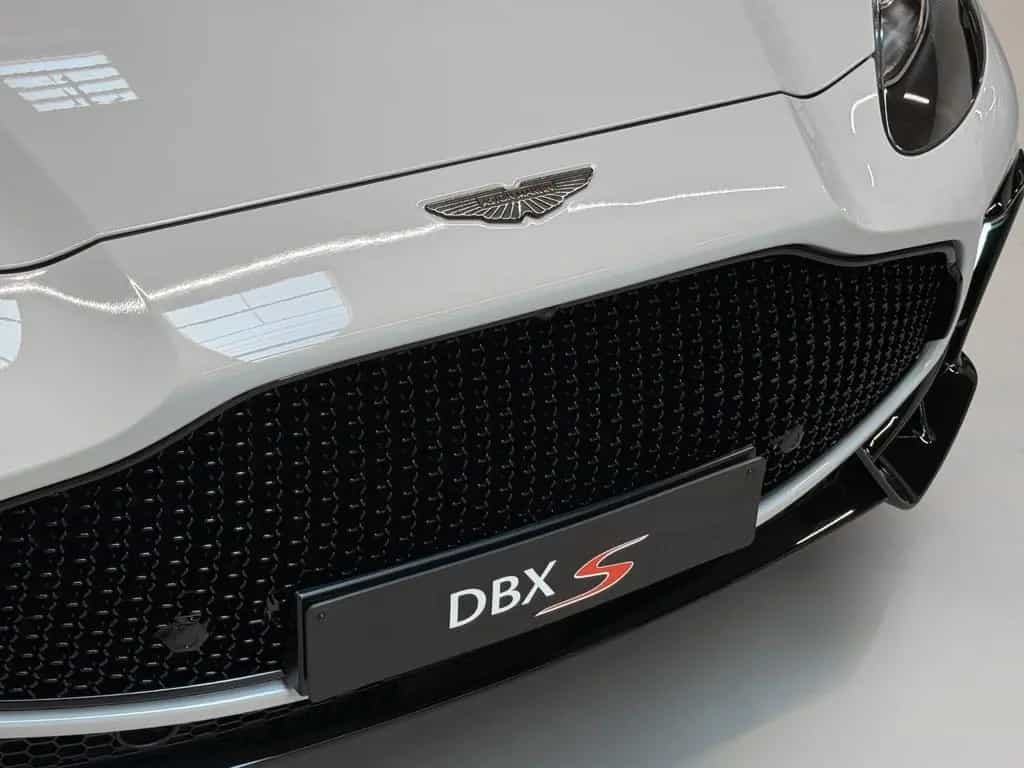 Aston Martin DBX S || NEW MODELYEAR 2026 null-photo-7