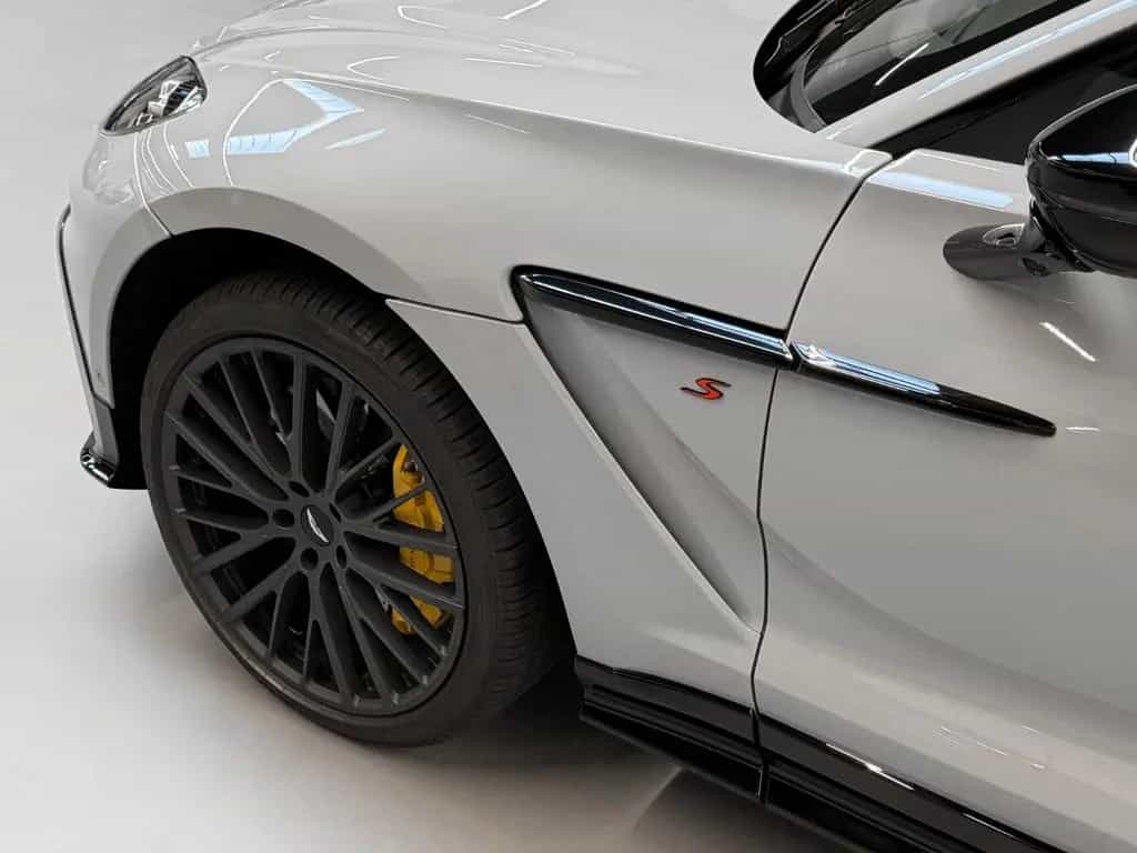 Aston Martin DBX S || NEW MODELYEAR 2026 null-photo-9