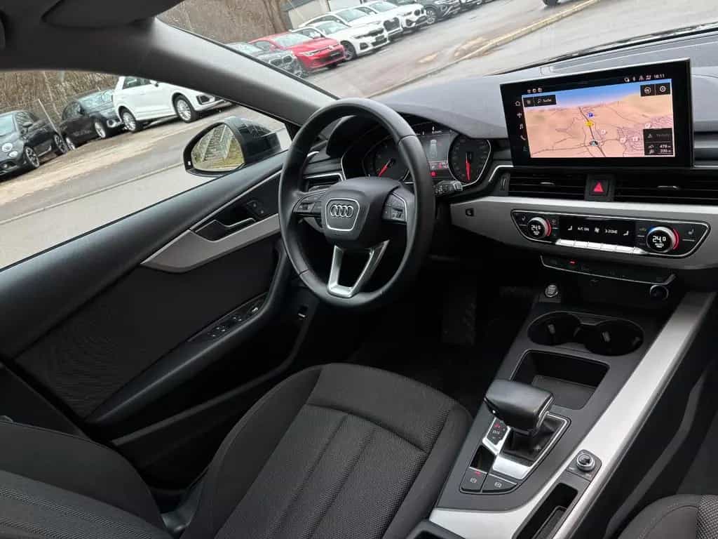 Audi A4 Avant 50 TDI quattro S line, 01/2023-photo-17