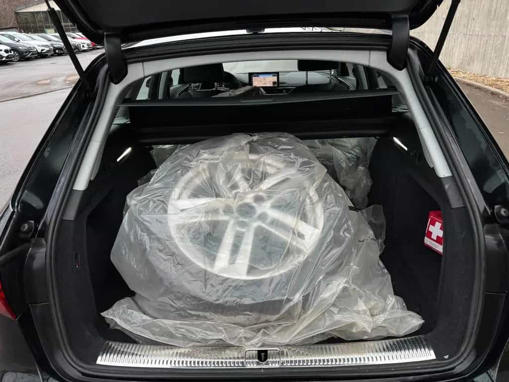 Audi A4 Avant 50 TDI quattro S line, 01/2023-photo-26