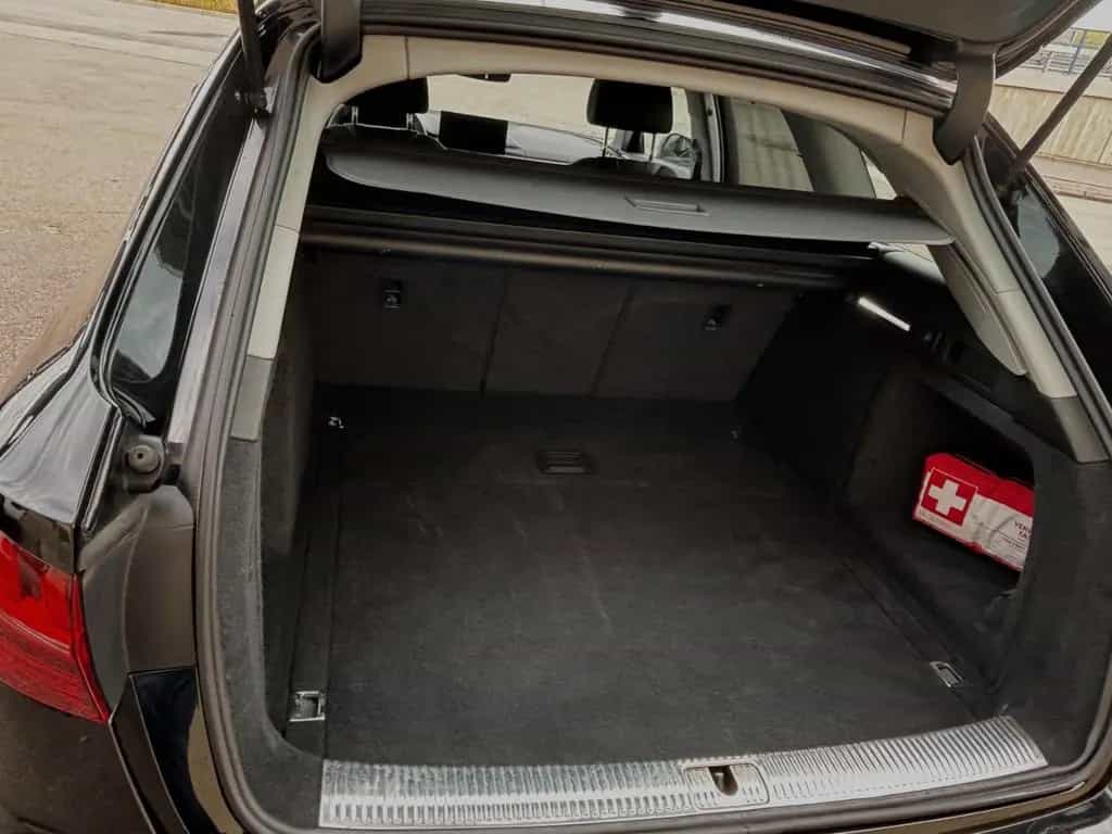 Audi A4 Avant 50 TDI quattro S line, 01/2023-photo-35