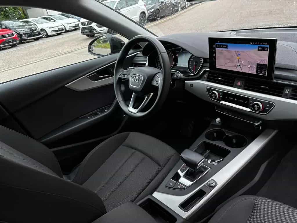 Audi A4 Avant 50 TDI quattro S line, 01/2023-photo-4