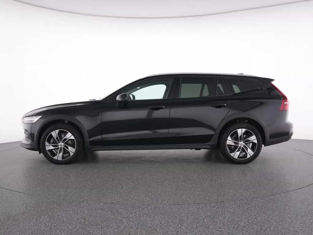 Volvo V60 Cross Country B4 AWD Plus+WINTERPAK+RFK+ 01/2024-photo-10