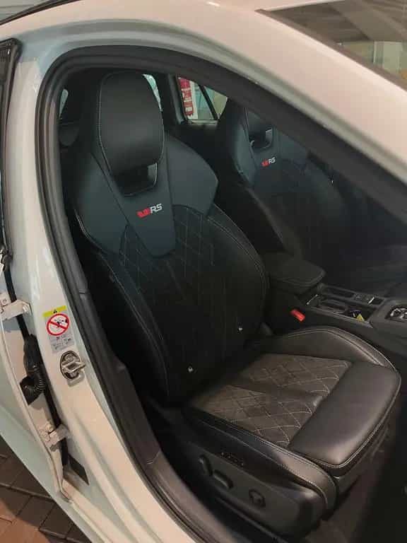 Skoda Octavia Combi RS Navi Headup Massage Kamera 09/2022-photo-27