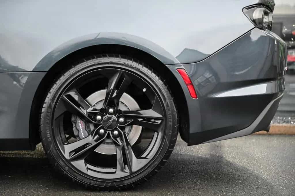 Chevrolet Camaro Coupe 6.2 V8 10-Gang Aut. *Magnetic Ride* 09/2021-photo-32