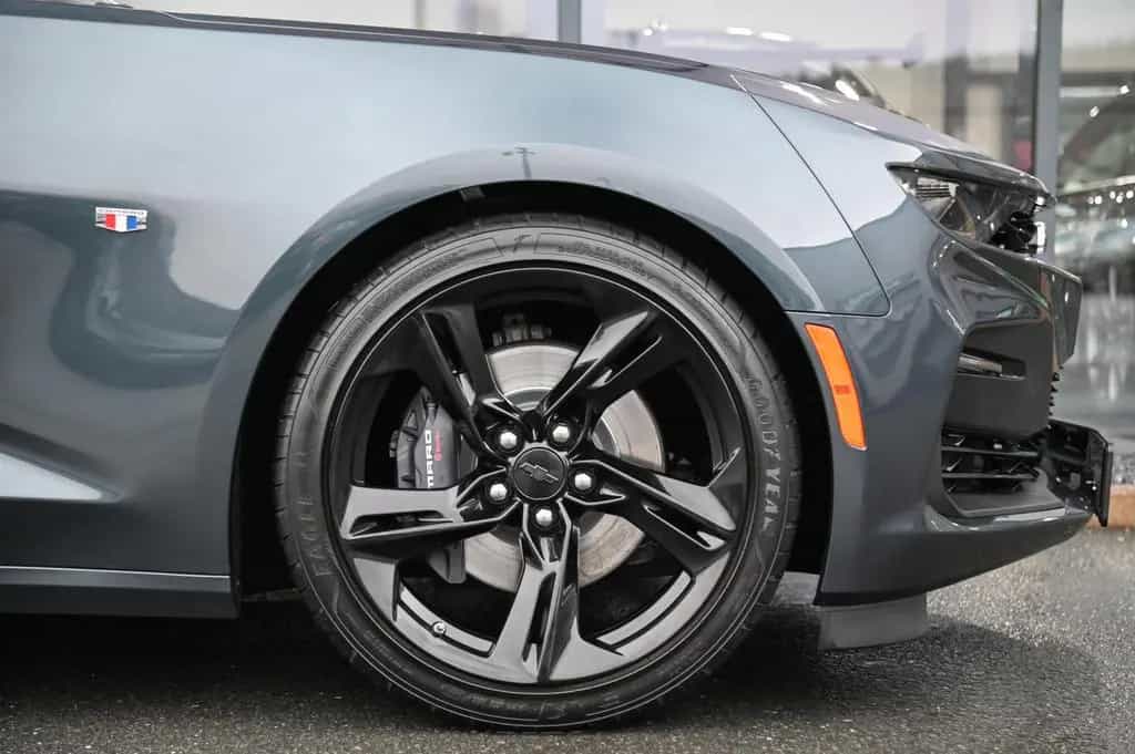 Chevrolet Camaro Coupe 6.2 V8 10-Gang Aut. *Magnetic Ride* 09/2021-photo-34