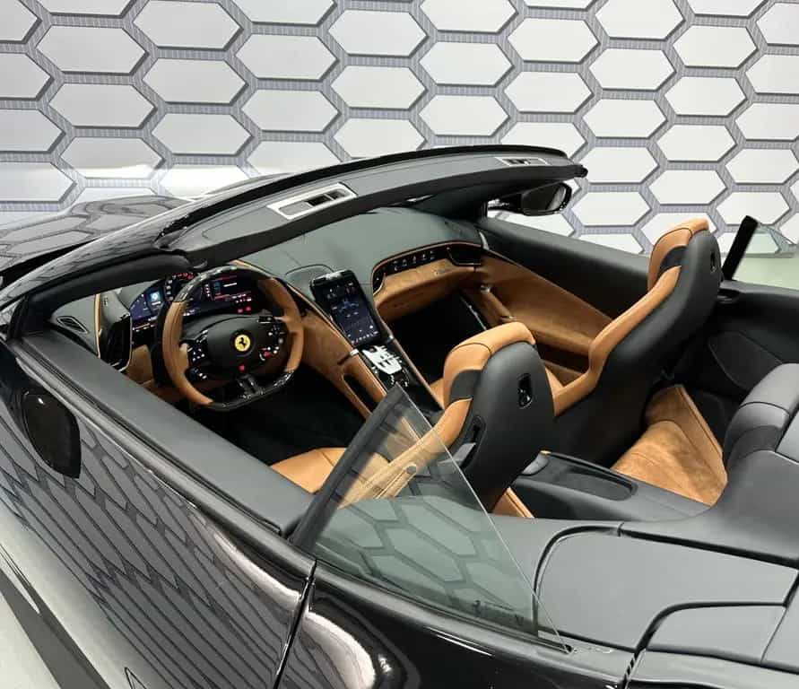 Ferrari Roma Spider *Carbon* MY2026 *DISPLAY - JBL null-photo-10
