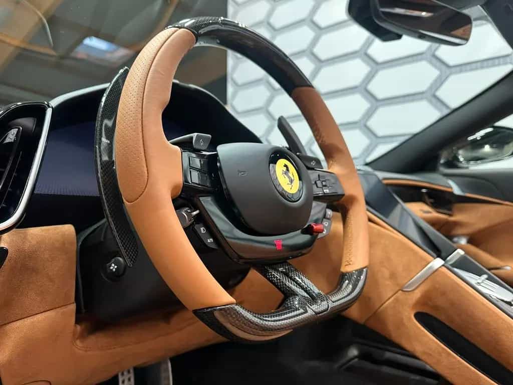 Ferrari Roma Spider *Carbon* MY2026 *DISPLAY - JBL null-photo-8